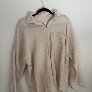 American Eagle Outfitters Cream Button Down Shirt